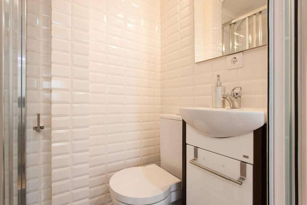 Charming Studio In Mouraria 리스본 외부 사진